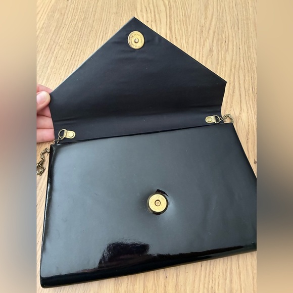 Vintage Patent Leather Envelope Clutch Cross Body Gold Chain Strap Black - Picture 6 of 8